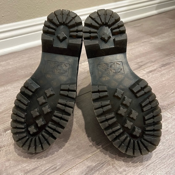 Dr Martens Jaden Smooth Leather Platform Boots - Picture 7 of 8